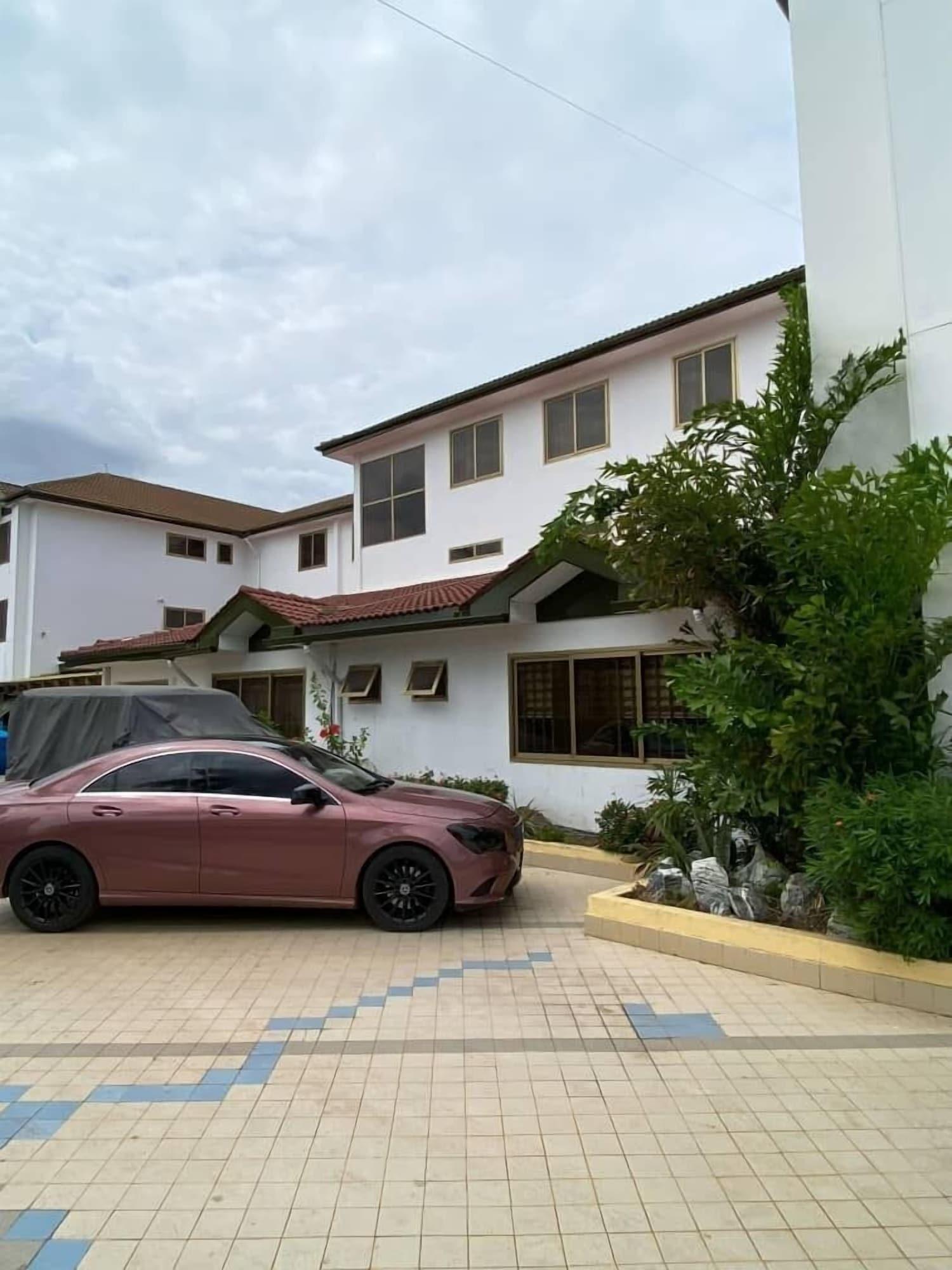 Peach View Hotel and Apartments. in Accra, Ghana