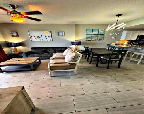 Wyndham Ocean Walk Resort 2425 Your Happy Place 3 BR Direct Oceanfront in Daytona Beach, United States