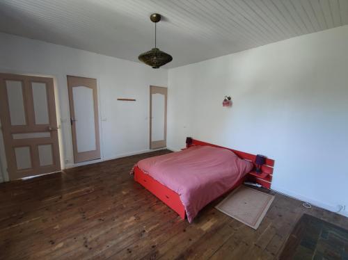 Le Dojo — hotel in Saint-Christophe-Du-Bois