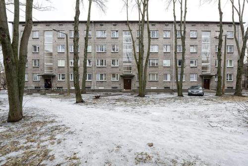 Airport Apartment