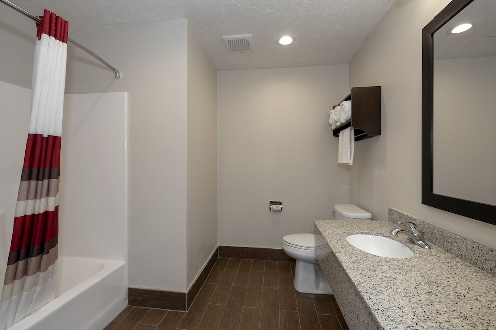 Red Roof Inn Indianapolis Greenwood - photo 44