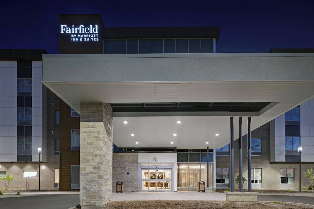 Fairfield Inn & Suites by Marriott Milwaukee Brookfield - photo 57