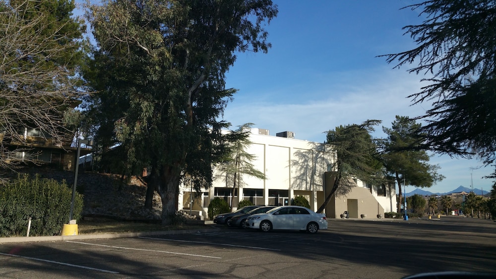 Mariposa Hotel - photo 39