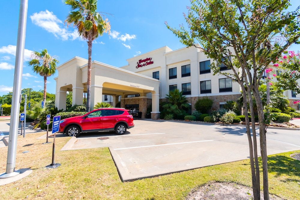 Hampton Inn and Suites College Station - photo 78