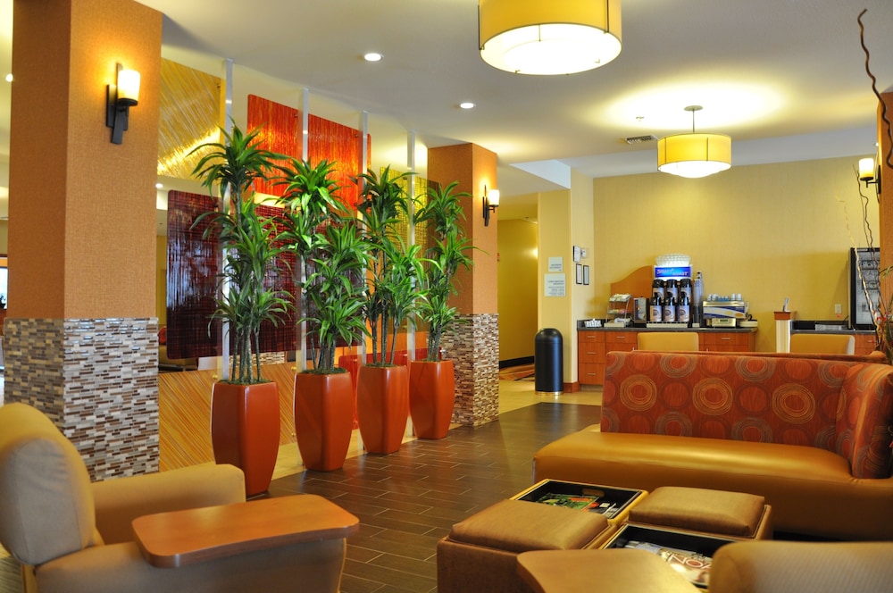 Holiday Inn Express Hotel & Suites Prattville South by IHG - photo 46