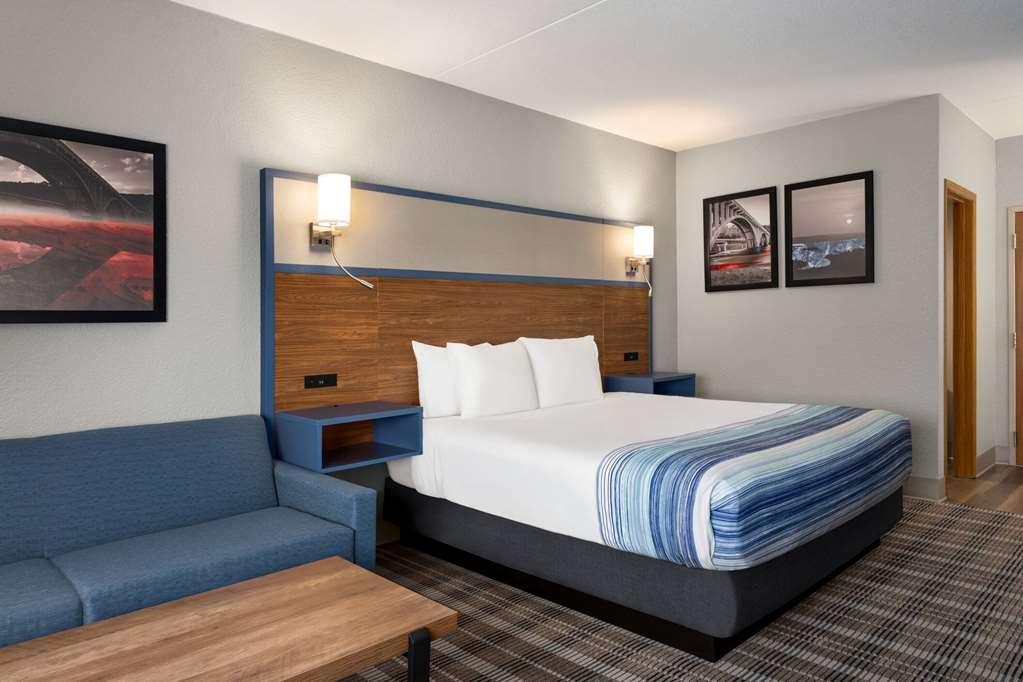 AmericInn by Wyndham Branson & Conference Center - photo 31