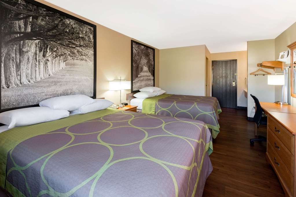 Super 8 by Wyndham Radcliff Ft. Knox Area - photo 8