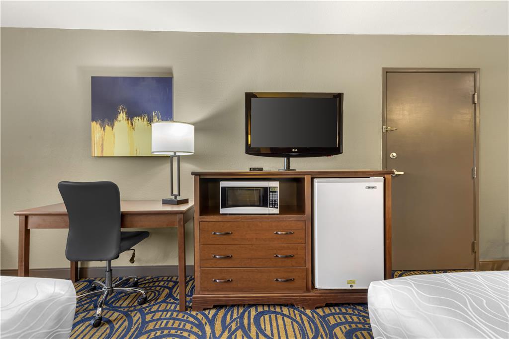Best Western Woodburn - photo 11