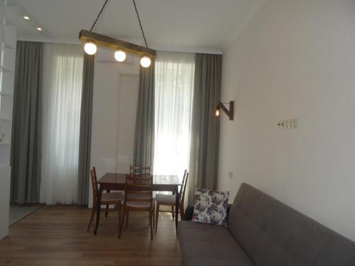 20 Griboedov Apartment Heart of Tbilisi