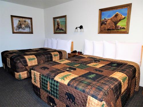 Eagle's Nest Motel - photo 32