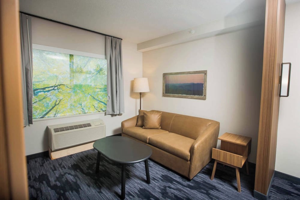 Fairfield Inn & Suites Philadelphia Broomall Newtown Square - photo 12