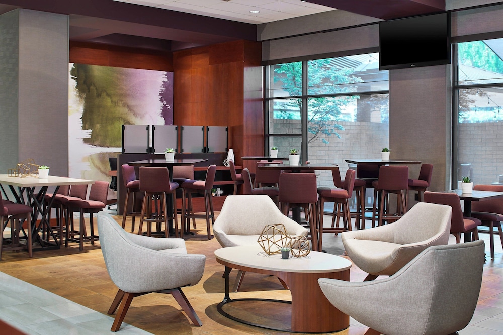 Courtyard Portland Downtown Convention Center - featured photo