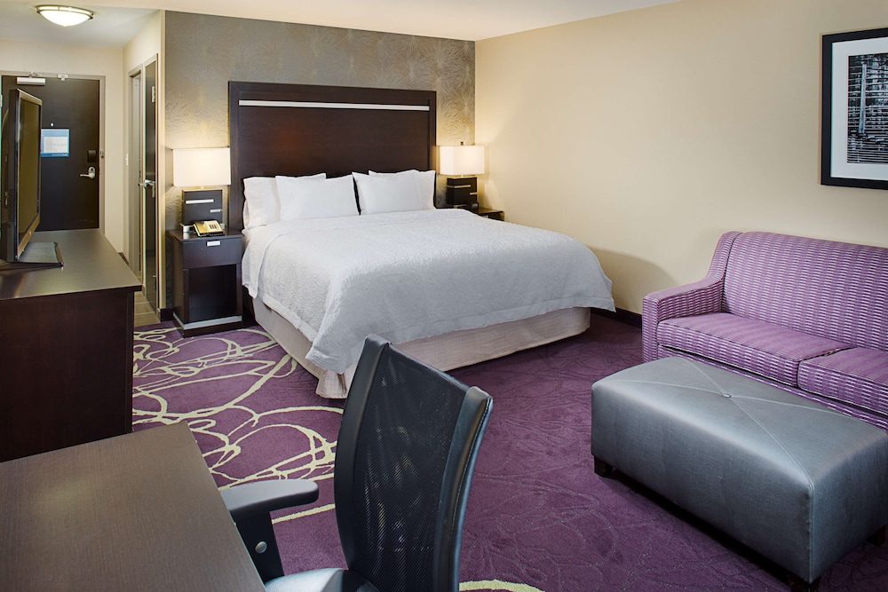 Hampton Inn & Suites Lansing West - photo 11