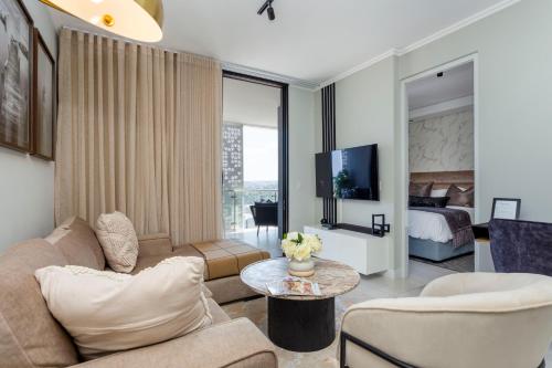 Ellipse Waterfall on Magwa cres — 4-Star Luxury Hotel in Midrand, South Africa