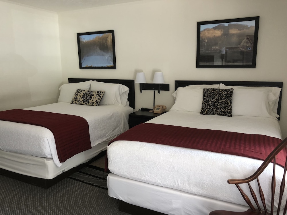 The Cardinal Inn - photo 10