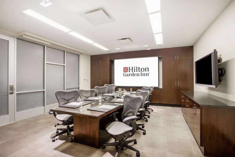 Hilton Garden Inn New York West 35th Street - photo 49
