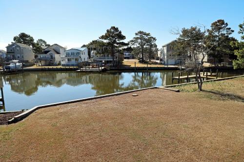 CH103 Beach Retreat — Kill Devil Hills — photo 4