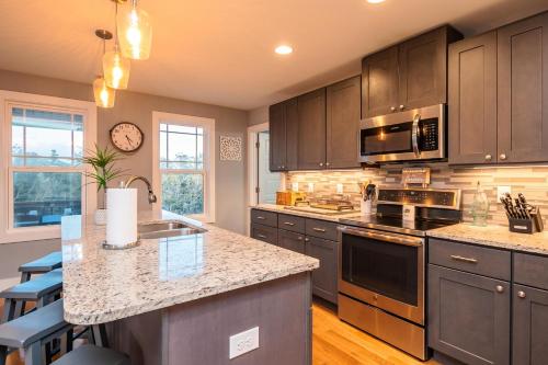 Beach 45 by Oak Island Accommodations - photo 12