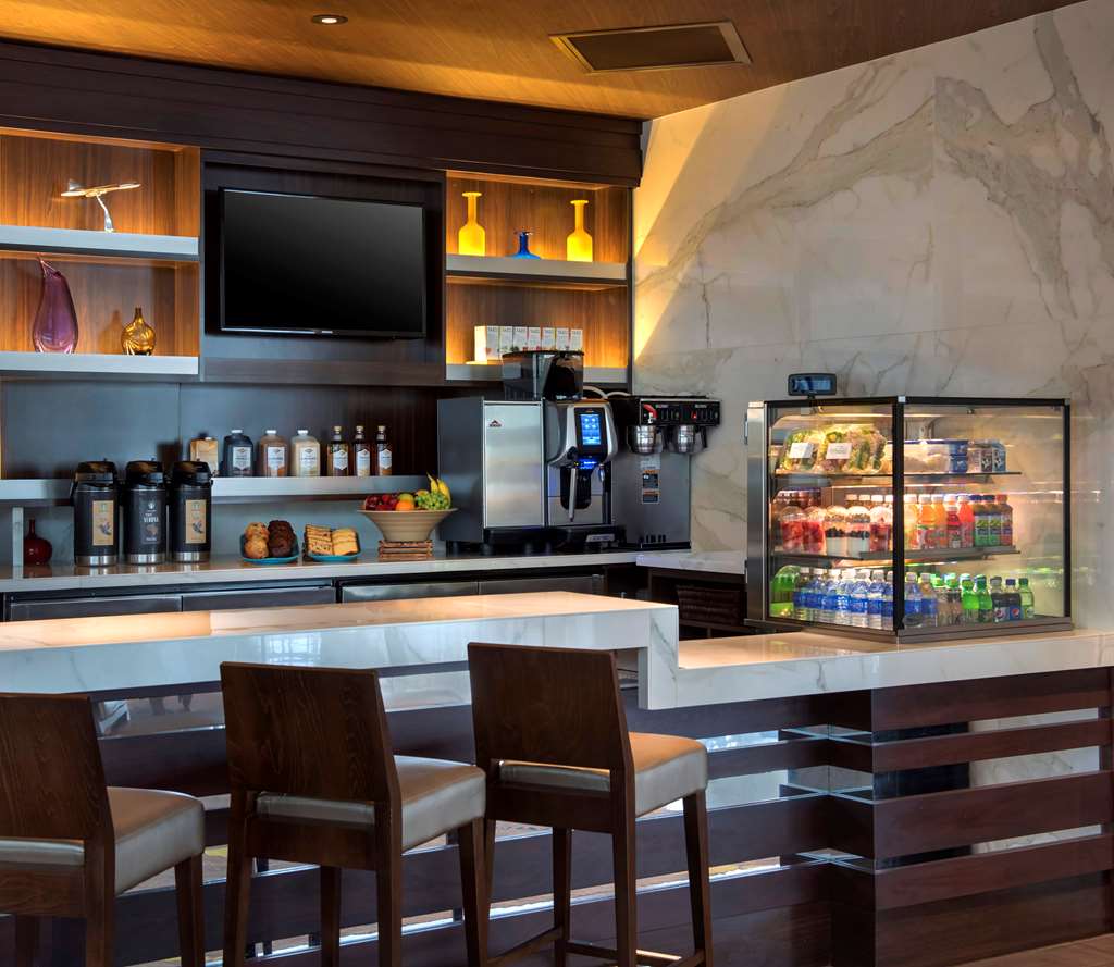 Hyatt Regency Pittsburgh International Airport - photo 23