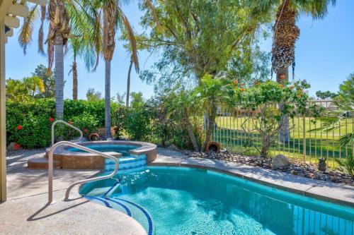 Indio Oasis Pool Hot Tub Desert Retreat in Indio, United States