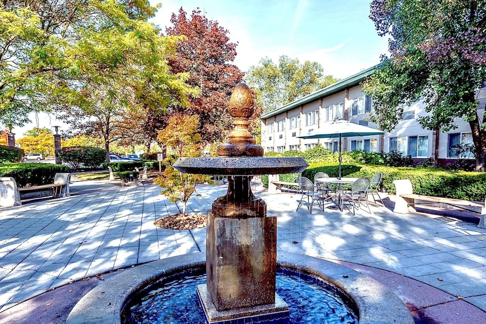 DoubleTree by Hilton Providence Airport Warwick - photo 13