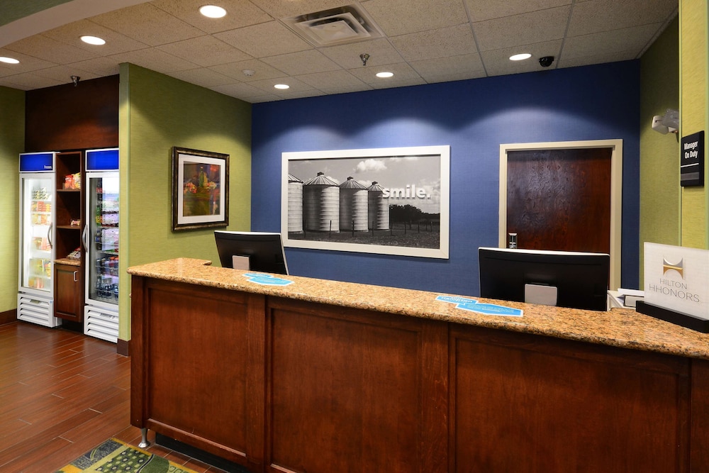 Hampton Inn Roxboro - photo 7