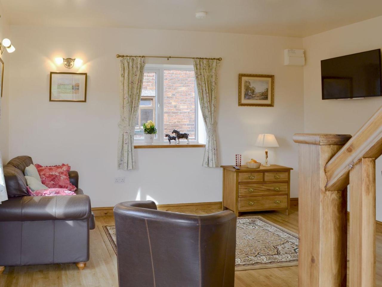 Bess's Cottage — 4-Star Luxury Hotel in Middlewich, United Kingdom