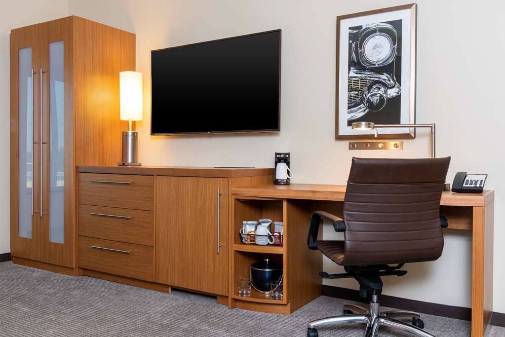 Hyatt Place Flint Grand Blanc - photo 38