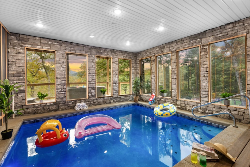 Hidden Gem Masterpiece By Ghosal Luxury Lodging - photo 45