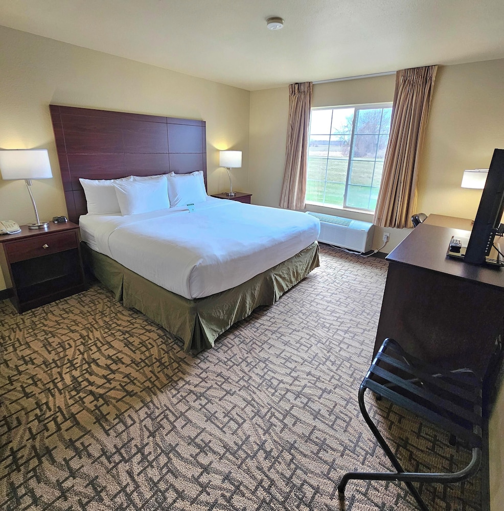 Cobblestone Inn & Suites Clintonville - photo 10