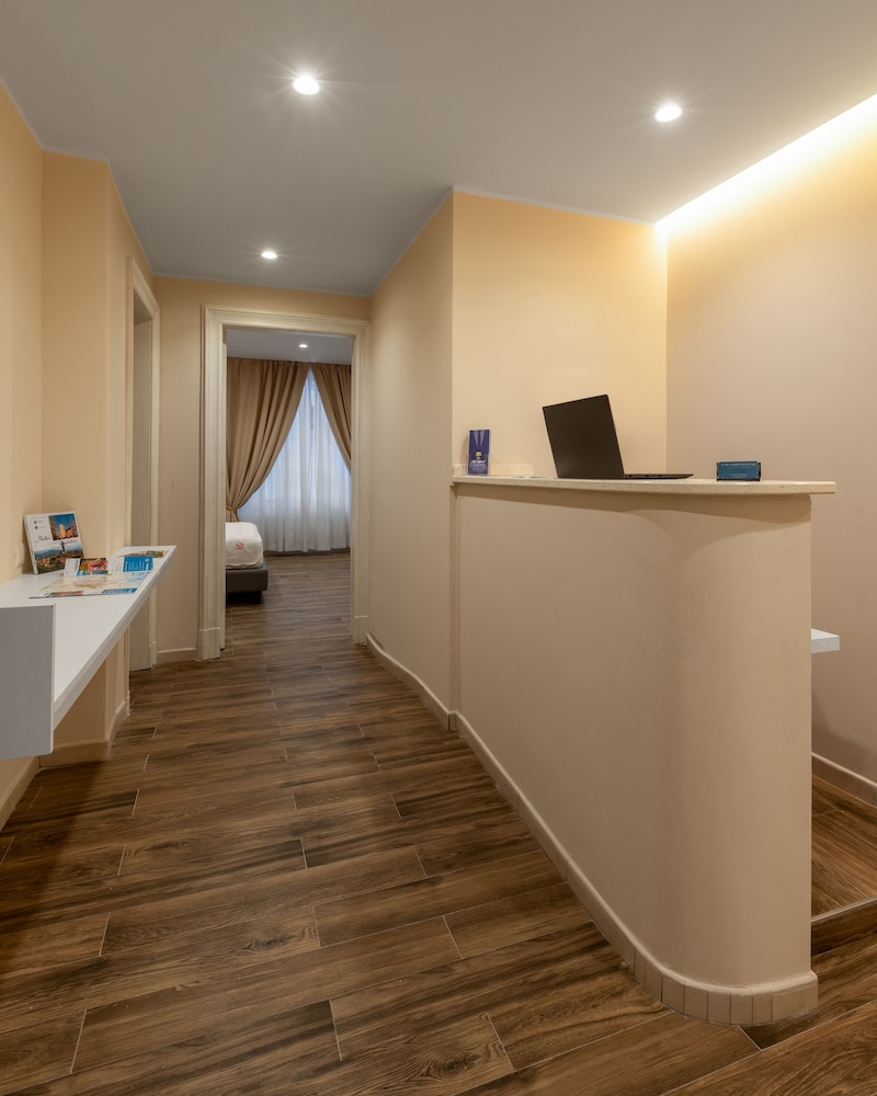 Onda Suite — 4-Star Luxury Hotel in Cagliari, Italy
