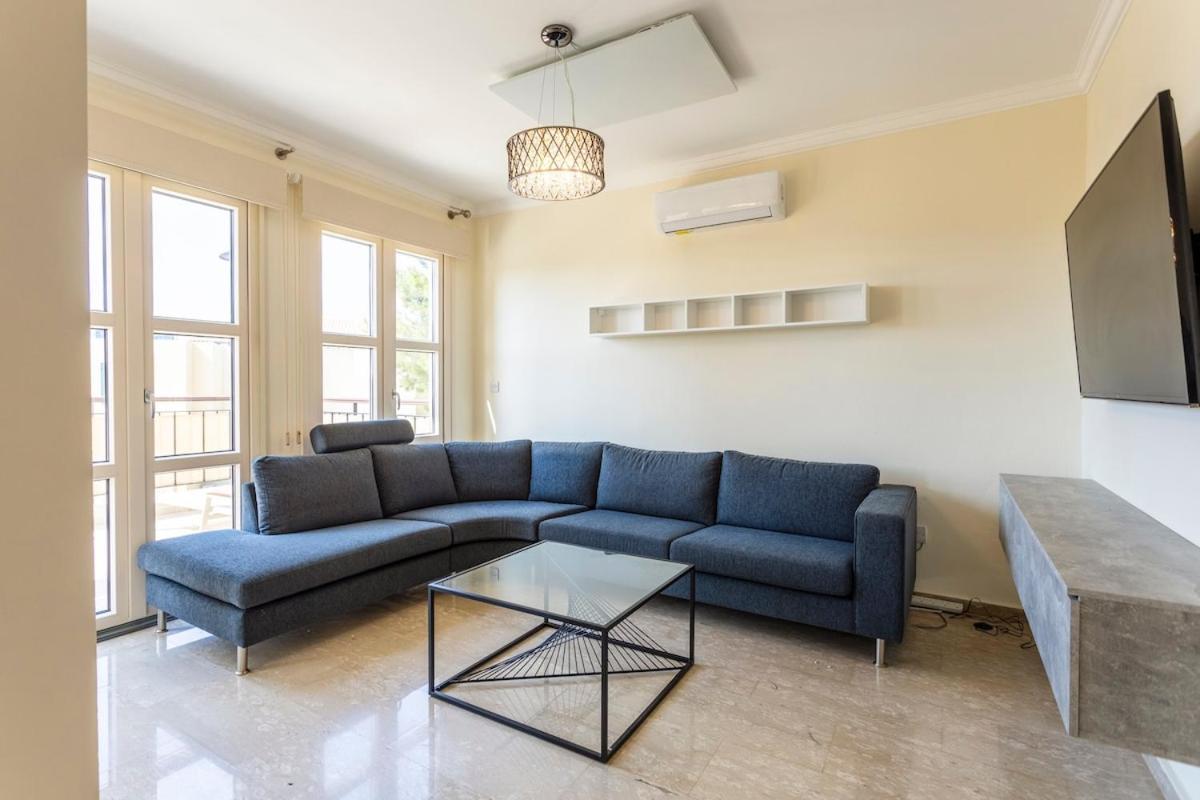 Townhouse Seaview short ways Aphrodite Hills