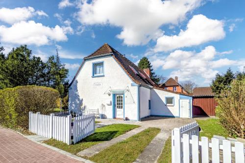 Haus Erlenglück — 4-Star Luxury Hotel in Sankt Peter-Ording, Germany