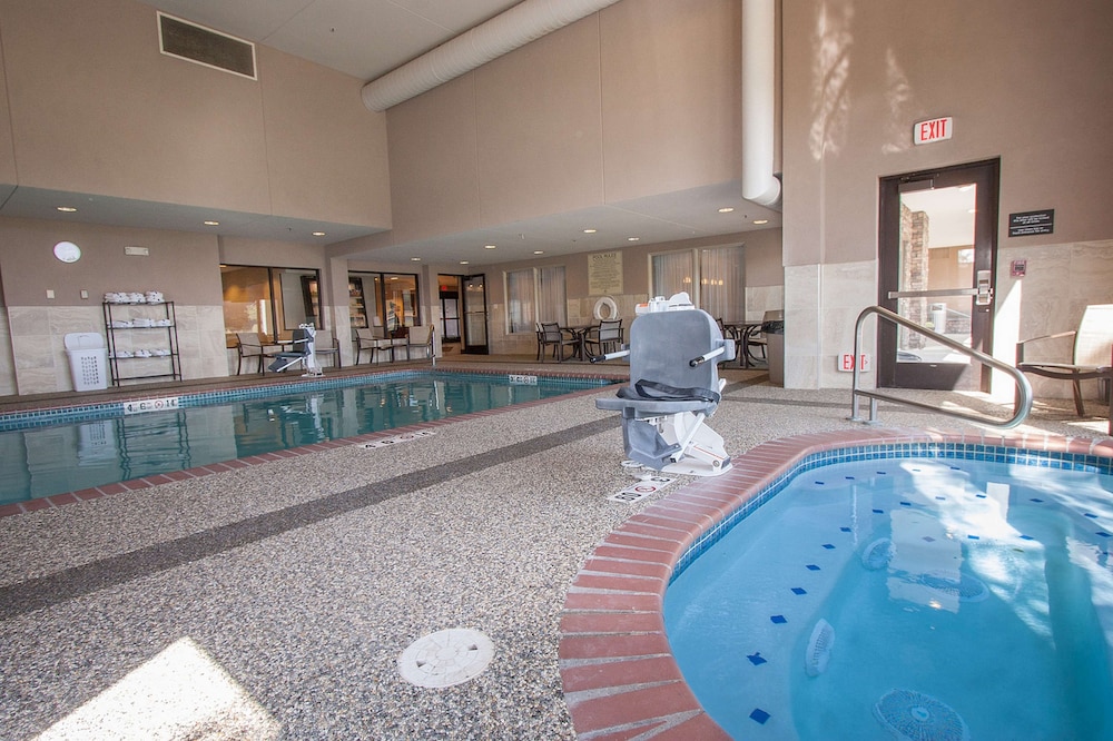 Hampton Inn Great Falls - photo 22