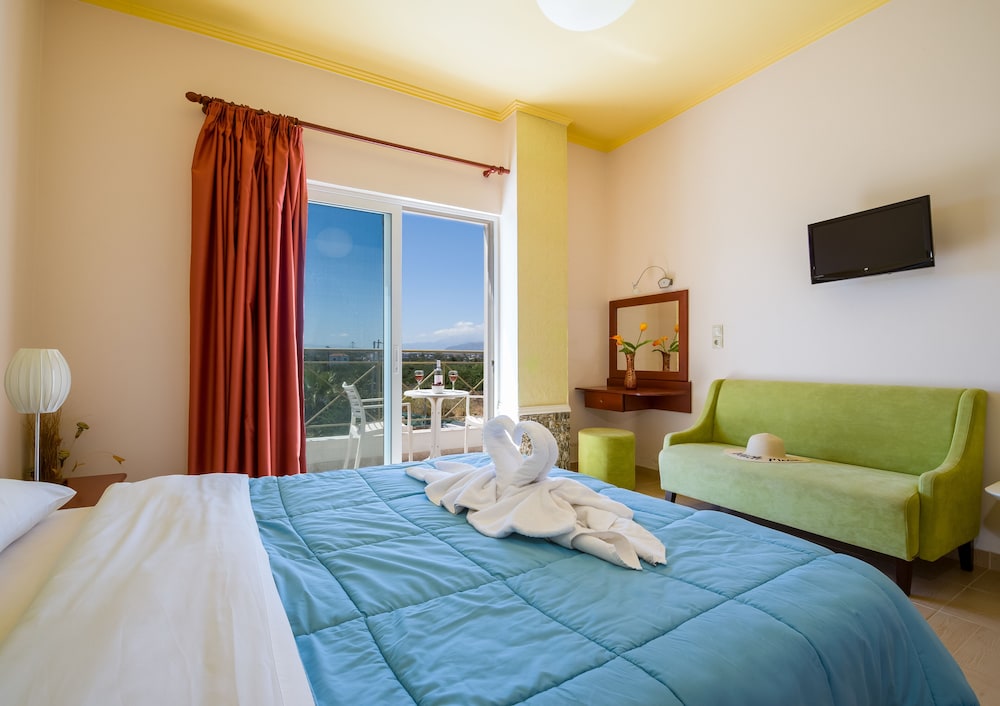 Paradice Holidays for 3 — Stavros — photo 3