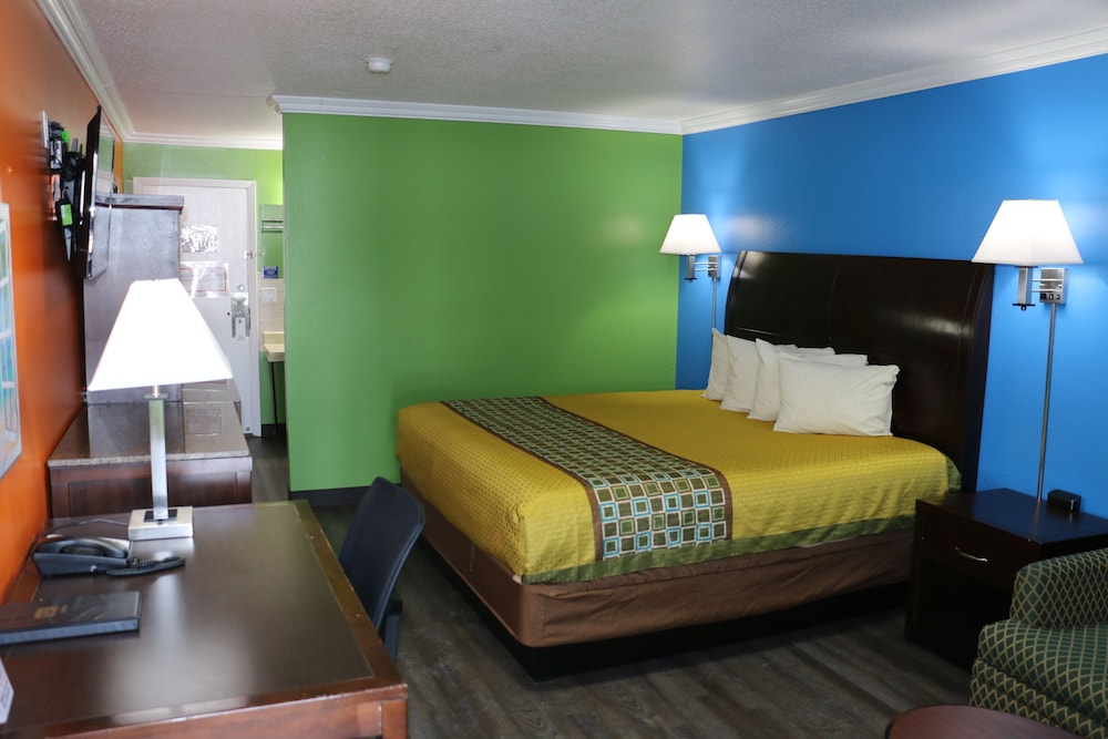 Amber Inn Motel Le Mars - photo 19