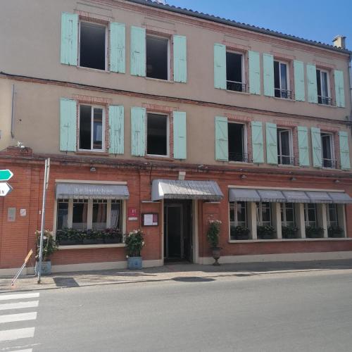 Hotel Le Normandy — hotel in Beaumont-De-Lomagne
