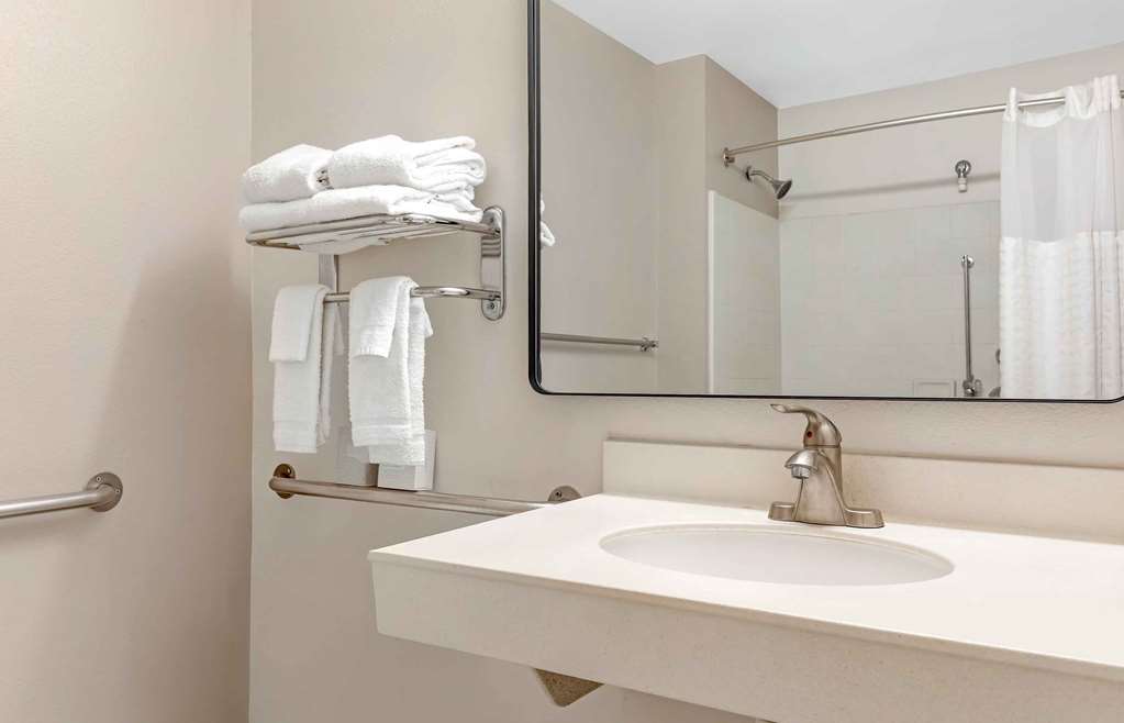 Extended Stay America Suites Washington DC Tysons Corner - photo 16