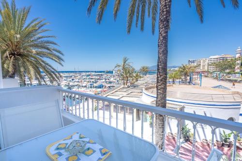 Comfortable Yacht Club Apartment — 4-Star Luxury Hotel in Marbella, Spain
