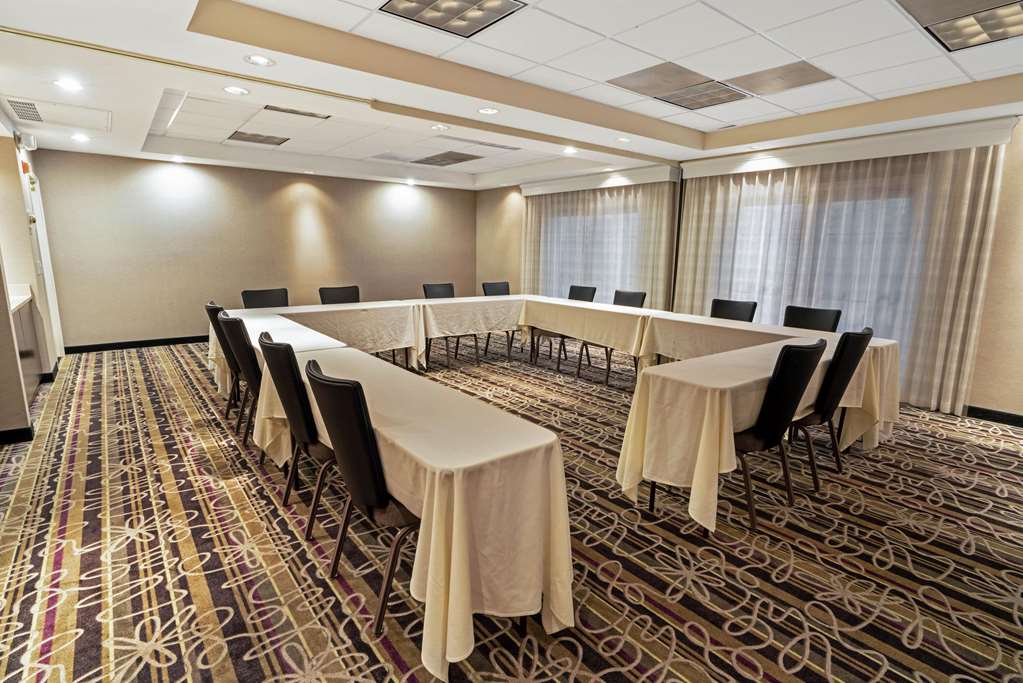 La Quinta Inn & Suites by Wyndham Phoenix Scottsdale - photo 37