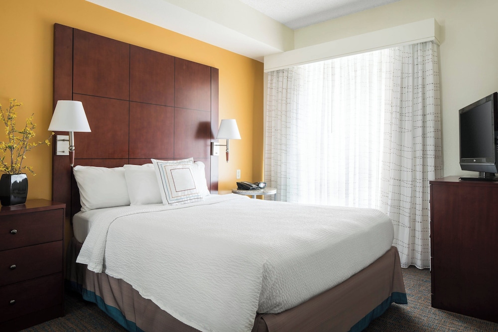 Residence Inn by Marriott Phoenix Desert View at Mayo Clinic - photo 9