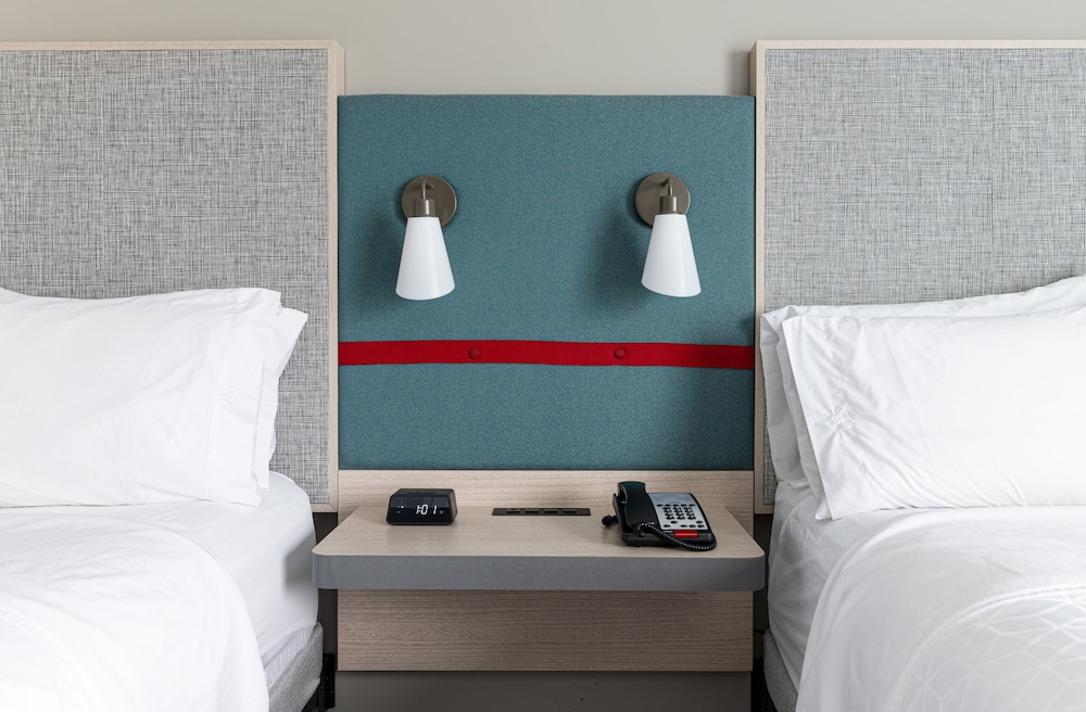 avid hotel Summerville by IHG - photo 7