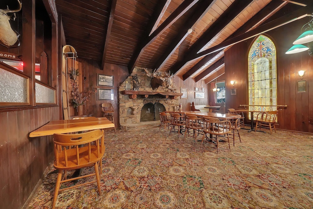 Narrow Gauge Inn - photo 50