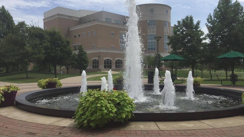 DoubleTree by Hilton Evansville - photo 92