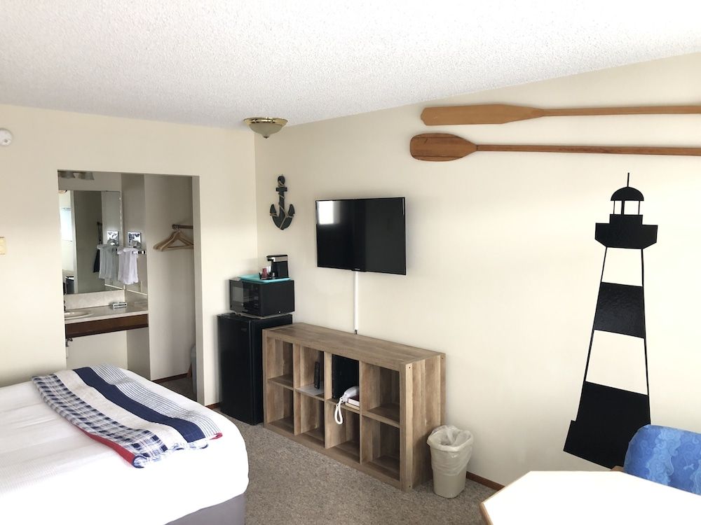 Lamplighter Inn - photo 12