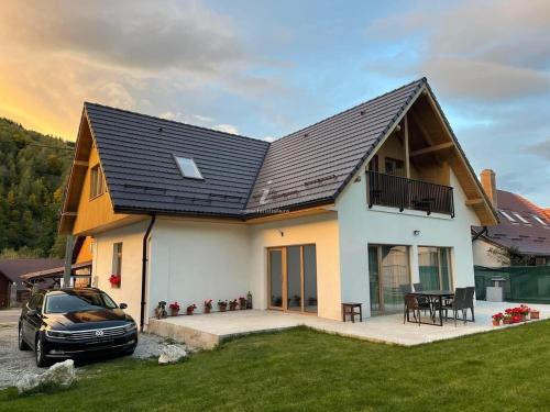 Pensiunea Carmen 1927 — 4-Star Luxury Hotel in Moieciu De Jos, Romania
