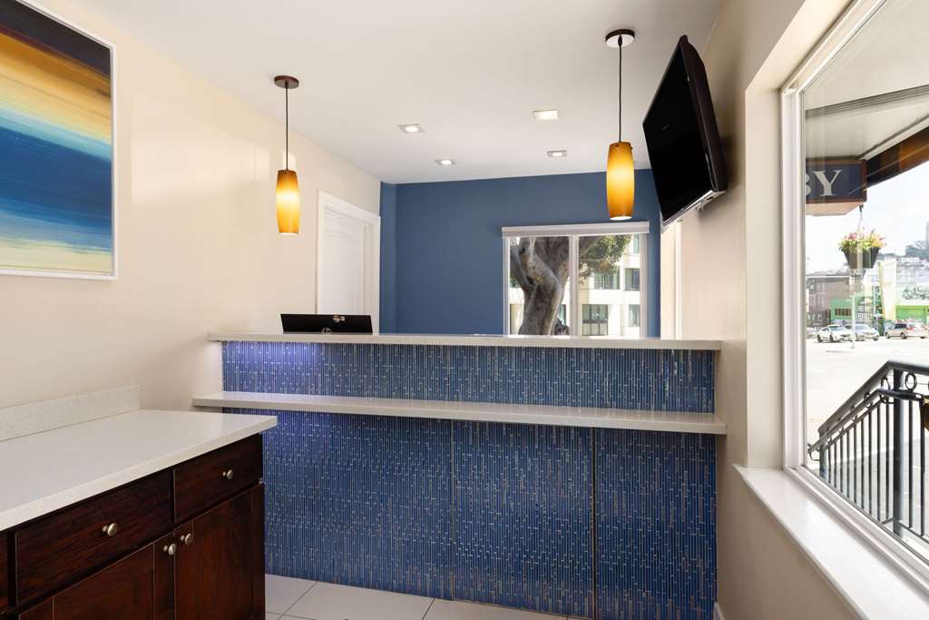 Travelodge by Wyndham by Fisherman's Wharf - photo 7