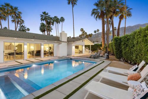 Ledo Lounge - last minute hotel in Palm Springs
