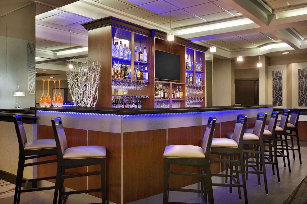 Radisson Hotel Akron Fairlawn - photo 23