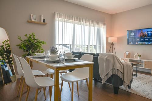Cozy 2B Apartment with great Amenities in the Heart of Cedar Park — 4-Star Luxury Hotel in Cedar Park, United States